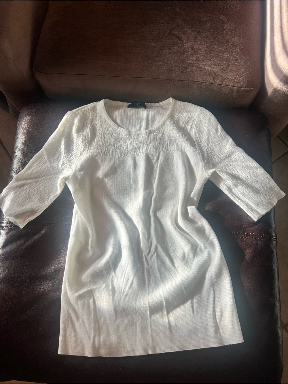 Tahari White Textured Short-Sleeve